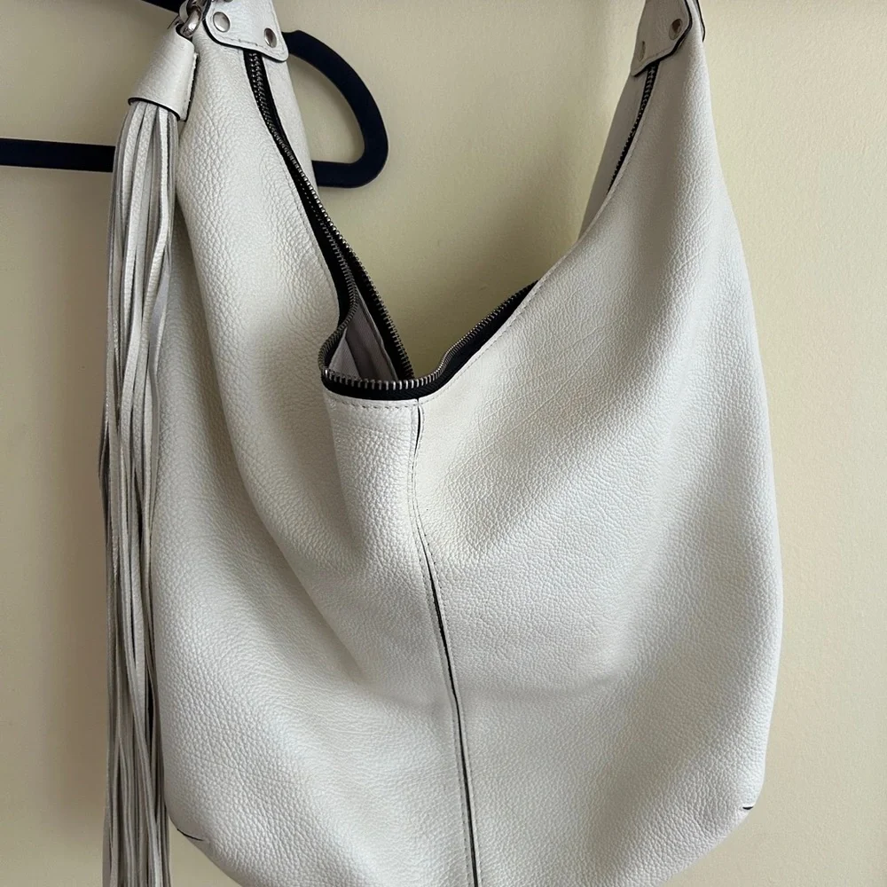 Gianni Chirini gorgeous white Leather Hobo Bag